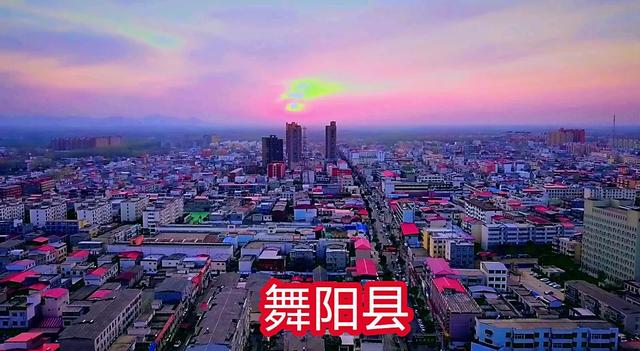 河南第2个火车拉来的城市，由许昌地区分出，200多万人设5个区县