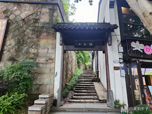 杭州旅游攻略看展逛博物馆老街菜市场换个城市走走停停文艺风
