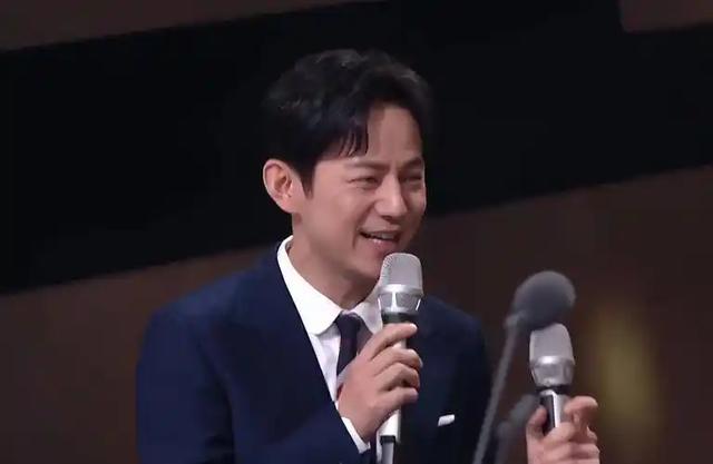 从主持人到"精神病"，49岁无妻无子的李维嘉	，给不婚人士提了个醒