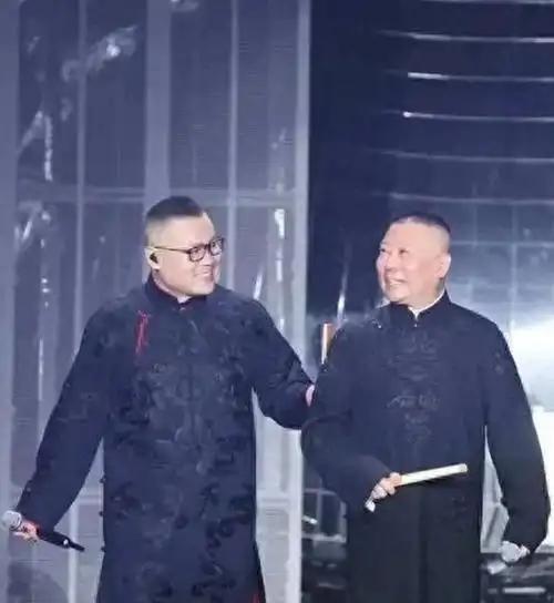一波未平一波又起！德云社内讧之际，曹云金感谢郭德纲教做人！