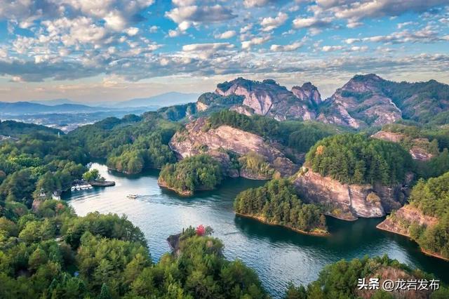 龙岩周末去哪儿 | 秋意浓！带上家人一起登高、远眺~