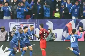 “超级杯”为新赛季定调 成都“金哨”首演决赛图片