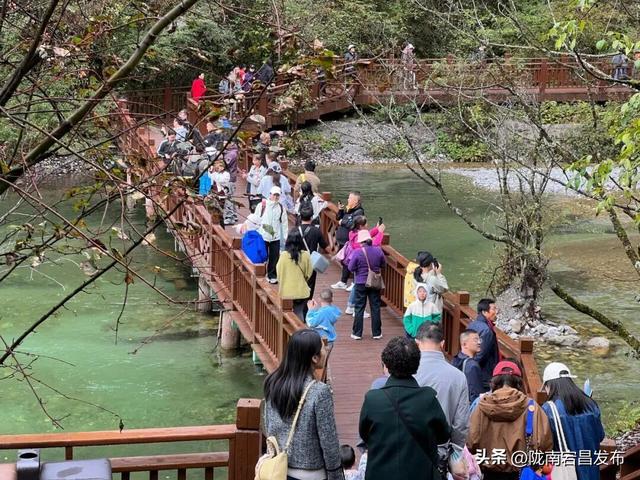 金秋献礼 文旅赋能——宕昌县“双节”假期旅游市场实现高质量跨越发展