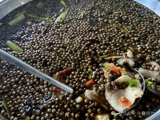 跟着央视秋晚游绵竹｜游绵竹必吃的10种特色美食！不吃等于白来！