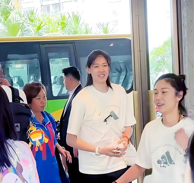 中国排协公布女排世锦赛14人名单