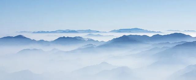 全网疯狂转发！黄山再现 “云海佛光” 千年难遇奇景，网友：太美了