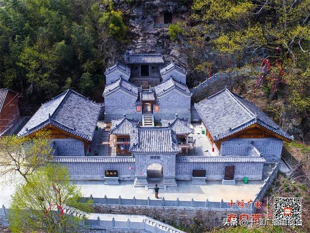 神武峡漫游：邂逅房县，寻诗、寻谜、寻味！
