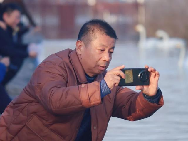 冬日周六晴好，邂逅热闹苍龙湖