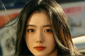 出演《上甘岭》的女演员刘浩存图片