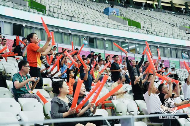 全运宝安时刻丨“巨好看 巨能玩 巨划算”！宝安“湾区聚宝季”开启，暖冬狂欢季邀您入局