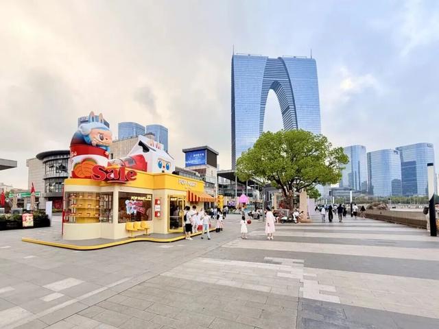 从“经济湖”到“浪漫湖”！苏州园区金鸡湖靠“一生一世”IP出圈，今年金秋吸引数万人打卡