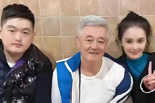 钱再多有什么用？儿子败家女儿抑郁，67岁赵本山为所有人提了醒