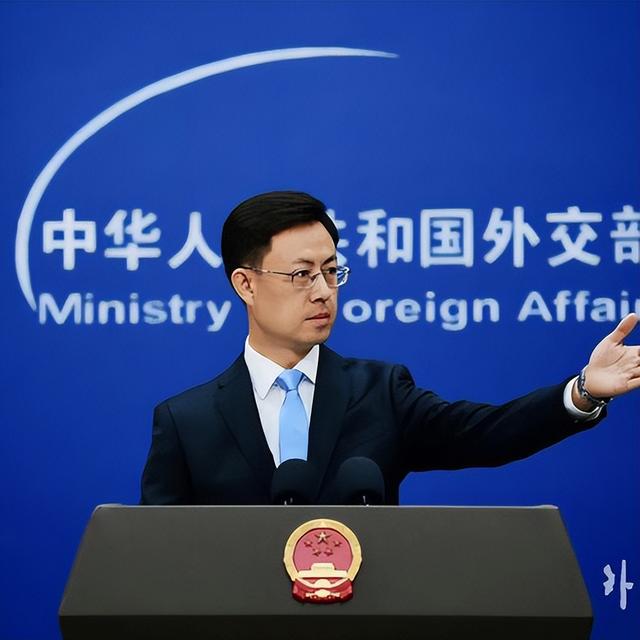 约定时间已到？中方回应话中有话，访华这件事，斯塔默急不来