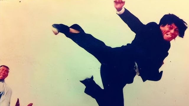 梁小龙去世早有预兆，关门弟子爆料3个“不良爱好”，都是催命符