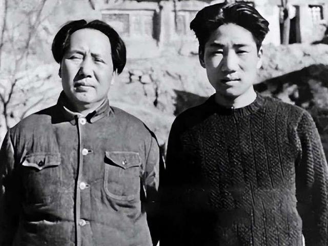 如果毛岸英不牺牲，毛主席会不会让他接班？历史早就给出了答案
