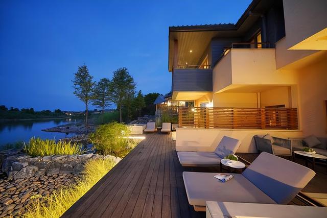 凤仪湾嘉舟丽港酒店：湿地生态里的度假明珠