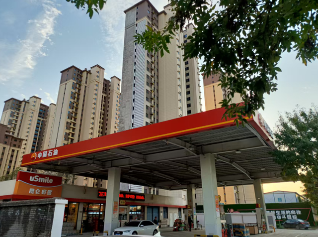 跟着央视打卡！沉浸式赏秋自驾攻略请查收~还有加油站专属福利