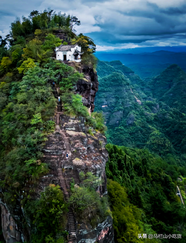 秋游，就来安徽皖南打卡 | 赴一场山水与古村之约！