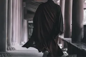 有人问我：为何感觉“六亲缘浅之人最有福报”的说法是个坑？图片