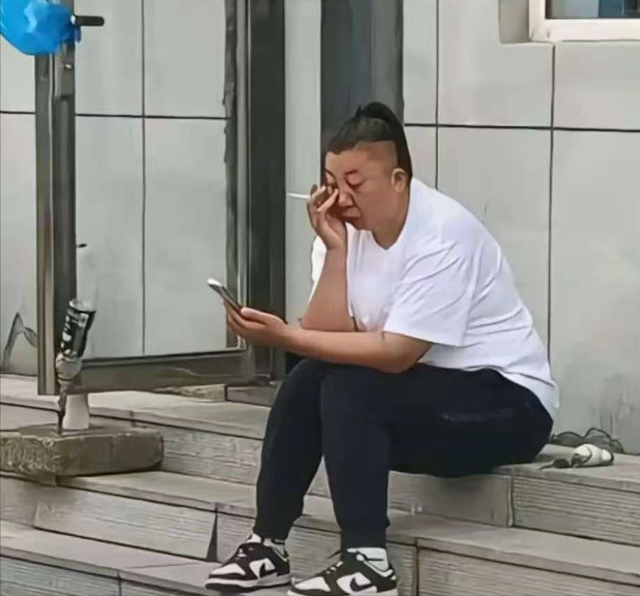 东北雨姐复出刚有动作，就遇上官方“当头一棒”,网友：大快人心