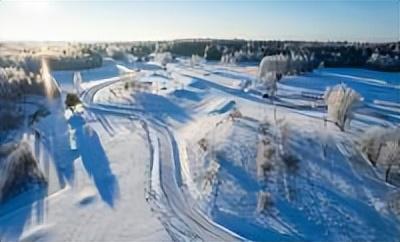 三年前那首歌火遍全国，如今我踏上中国最北端，老建筑变身咖啡馆