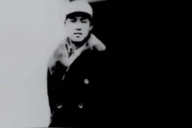 55年三军授衔，毛主席在上将名单中圈注王建安:他骄傲自满,授中将图片