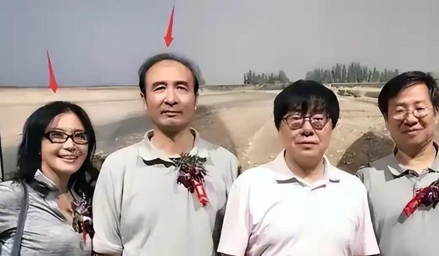 被丁克耽误半生，51岁她拼命生下一儿一女，如今活成女人的羡慕