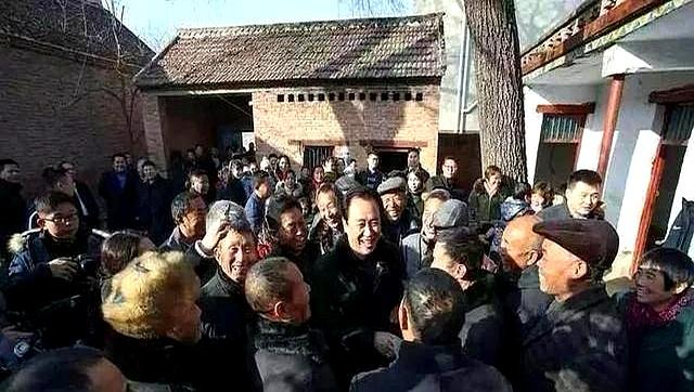 许家印父亲许贤高的一生