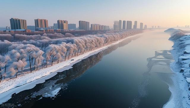 颜值不输北海道，中国也有自己的雾凇！今年冬天国内玩雪第一名！