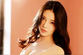 年轻女星徐冬冬36E好身材丰满！衣服都要撑爆了，尹子维有福了图片