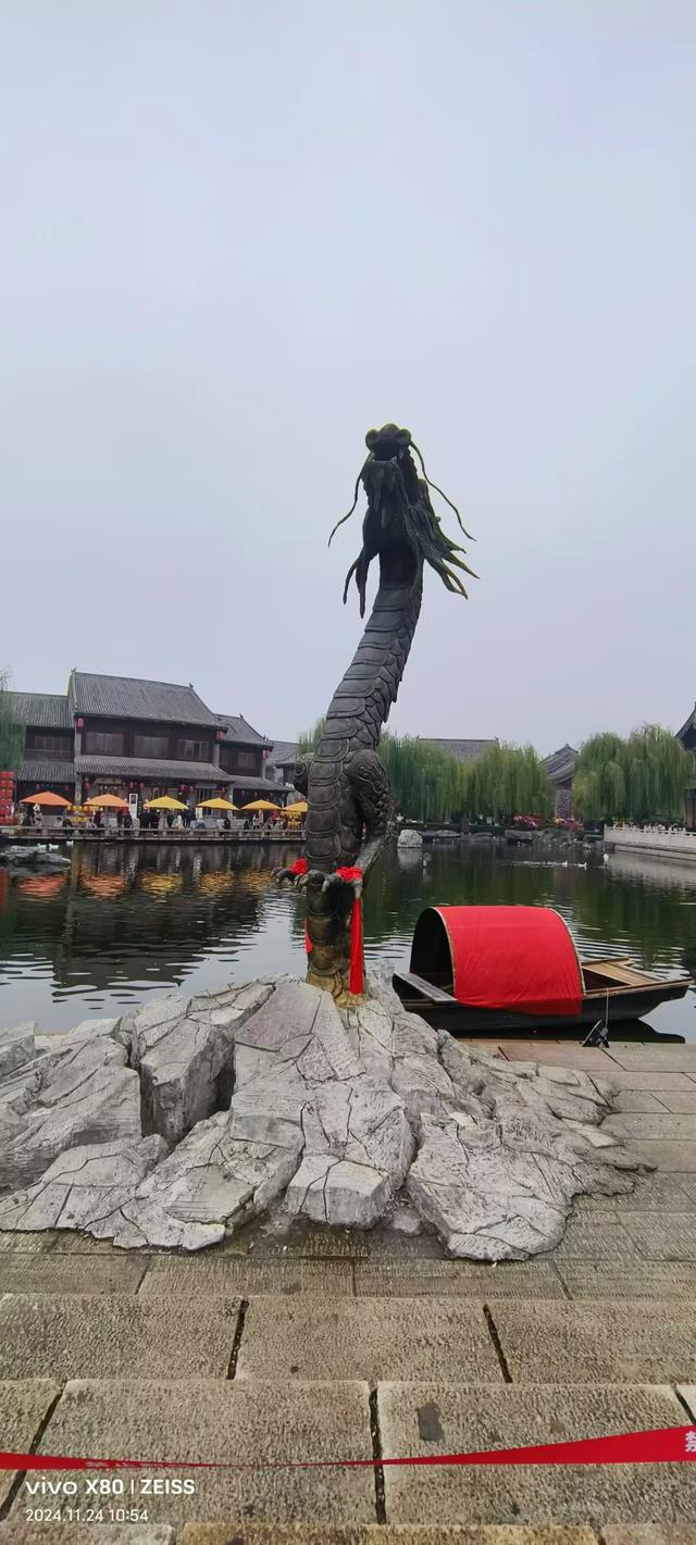 雨中寻洛邑：一座古城的千年回响