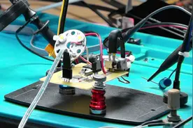 频闪灯电路图片