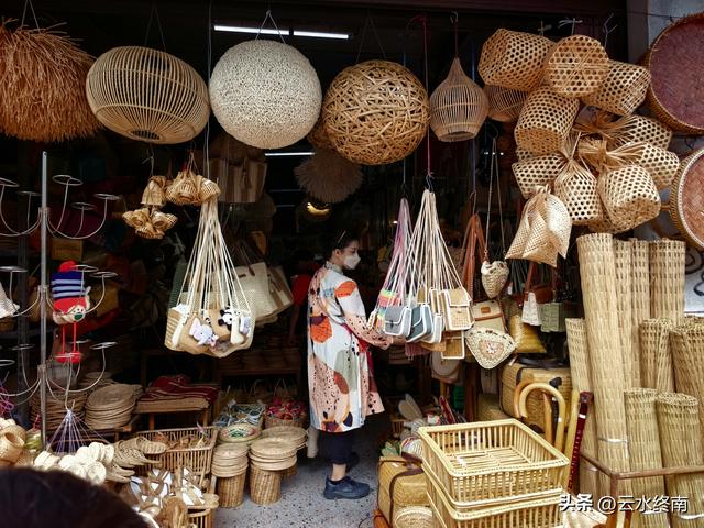 这景点放国内，还不收个七八十？