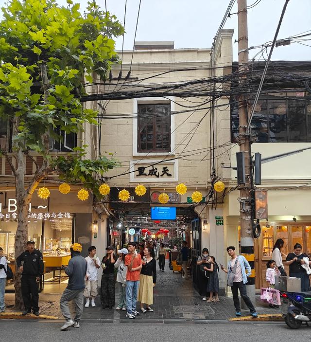 上海人注意！周末别再宅家了，这10个地方让你浪到不想回家！