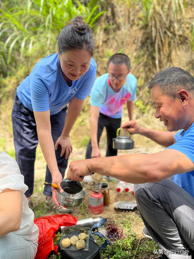 揭西猴面石徒步登山