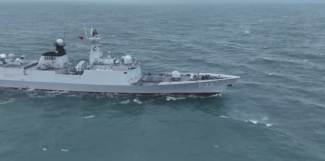 大陆还没出手	，上百台军飞行员集体跑路，台专家：统一已有新模式