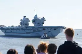 连胡塞都不敢惹，英国居然纠集多国联军，“众筹”航母叫板中国图片