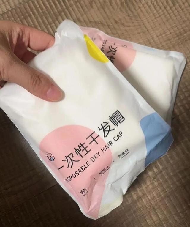 这些奇奇怪怪的“旅行小物件”把我看呆了，果然网上卖啥的都有！