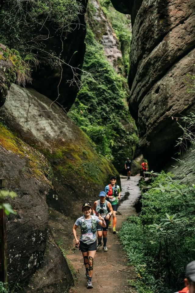 一叶见青山 万人证雅集 | 第十届大武夷超级山径赛圆满完赛
