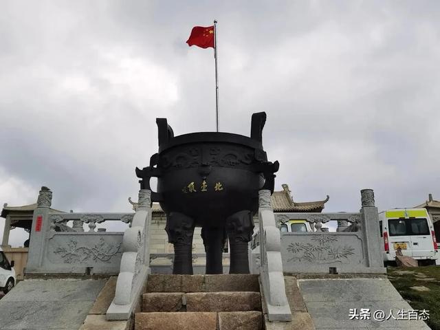 原来这才是真正的文殊道场！五台山的5座山峰，藏着2000年的信仰