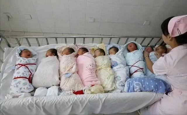 死亡高峰将至，中国如何面对这场“银发浪潮”？