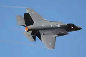 美F35一机三型自用再加外销，驰骋天空超50年，歼35A或能借鉴图片
