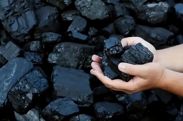 “点煤成油”成真！我国同时掌握两门独门技术，让劣质煤变成燃油
