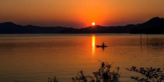 欢迎放秋假的同学们来醴陵秋游！