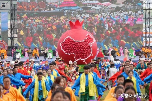 【相约九色甘南香巴拉】组图|跨越时光的羚城之约：祝福与未来的双向奔赴