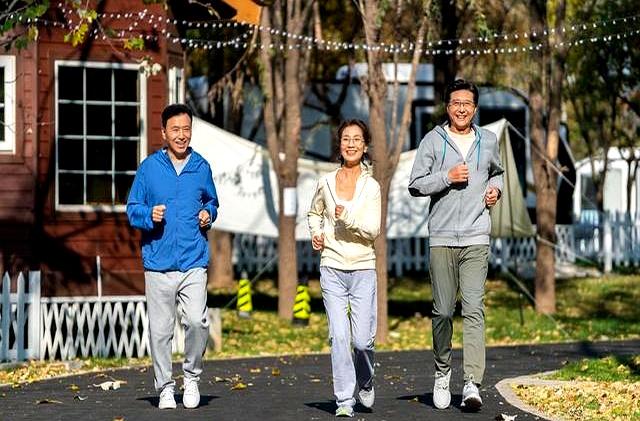 慢跑和寿命长短有什么关系？60岁以后！这样的运动刚刚好