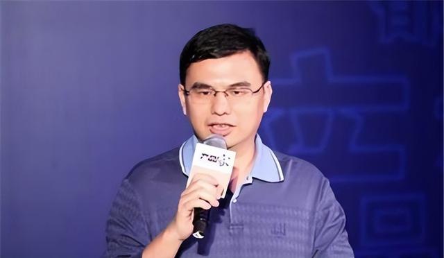 他身家几百亿却只开 20 万的车，8 亿人用他的产品，却没几人认识他