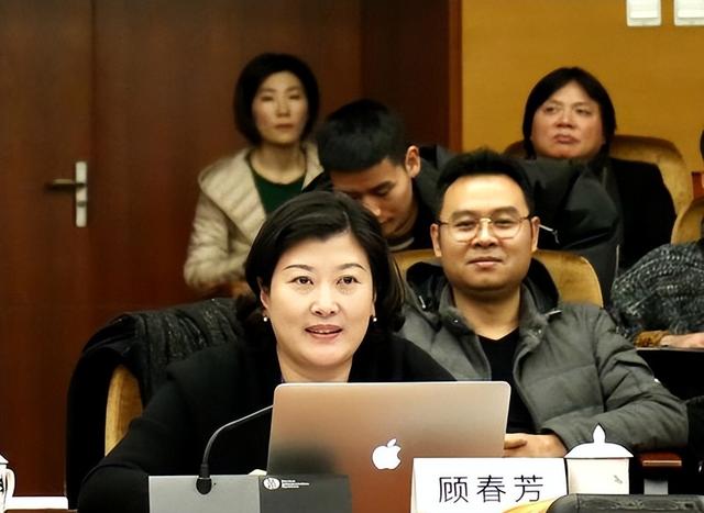 靠美色4年借了17亿，住豪宅过奢侈生活的顾春芳，如今过得怎样