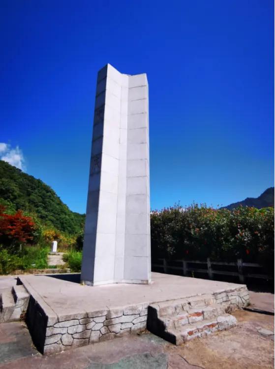 小布丁·早安丨地名里的重庆：巫溪鸡心岭，感受来自“自然国心”的脉动