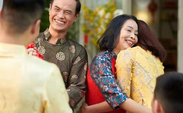 我55岁，已经绝经了，前段时间跟一个比我大八岁的老头在一起了